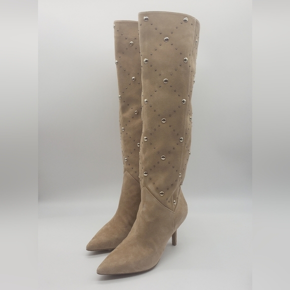1215- Vince Camuto Fimulie Studded Suede Boots Size 7.5 NWT - Picture 2 of 11